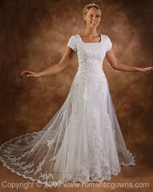 Old fashion wedding dress with lace
