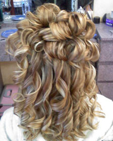 Wedding hairstyles for curly hair