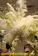 Wedding ideas for flowers with ostrich feathers