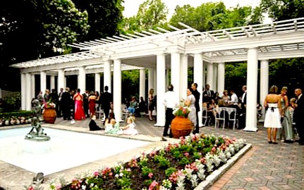 Outdoor cheap wedding reception ideas