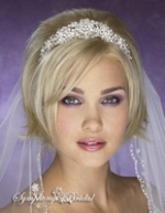 Wedding hairstyles for short hair with a veil