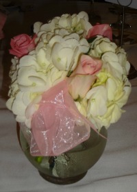 Individual flowers as a favor