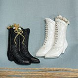 Country Wedding Ideas Pic of Bride and Groom Boots