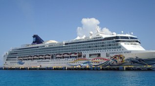  /Caribbean Honeymoon Vacation Picture of a cruise ship