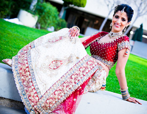 Indian Wedding Dresses Elegant Red and White Sari