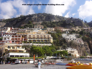 Honeymoon on the Amalfi Coastin Capri
