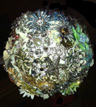 Unique Wedding Bouquets with lots of glam